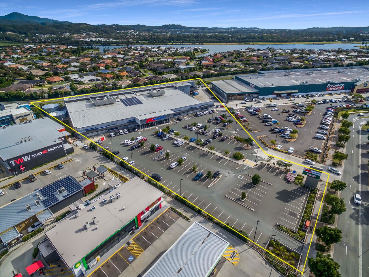 Kmart, Oxenford Empire Engineering